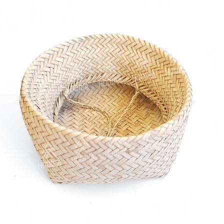 تولید انبوه گلدان حصیری در دزفول