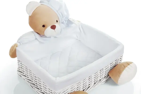 خرید آسان و مقرون به صرفه سبد لوسیون با طرح دختر سفید